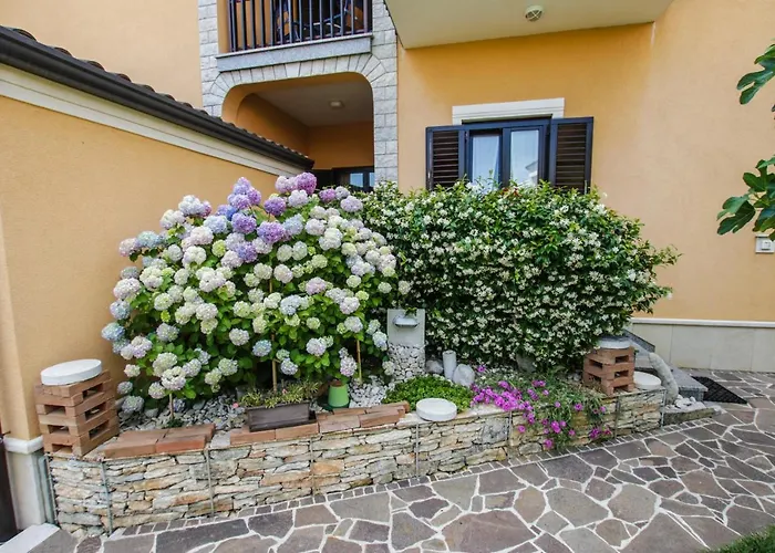 Cvitan 1. Floor 아파트 *