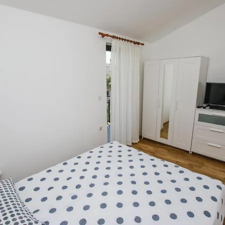 Cvitan 1. Floor * Porec