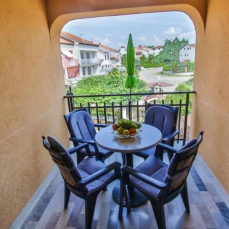 Cvitan 1. Floor Apartment Porec